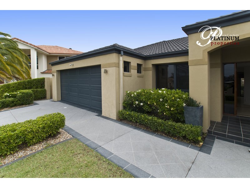 6 Stonewood Court, Molendinar QLD 4214