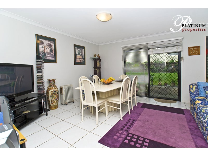 25 Tanzen Drive, Arundel QLD 4214