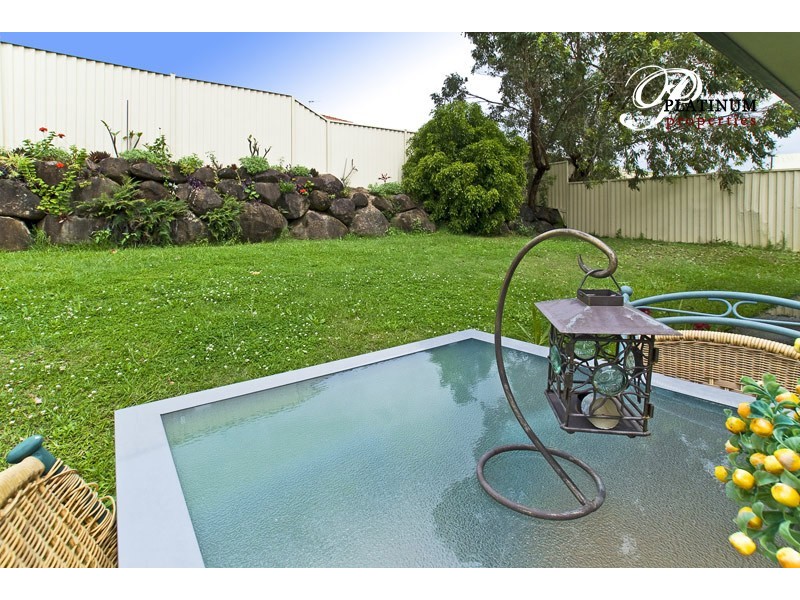 25 Tanzen Drive, Arundel QLD 4214