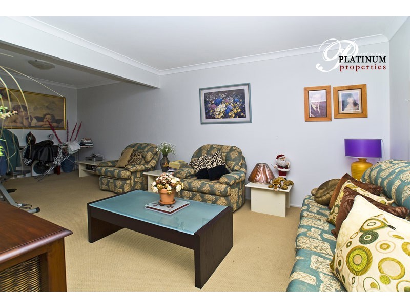 25 Tanzen Drive, Arundel QLD 4214