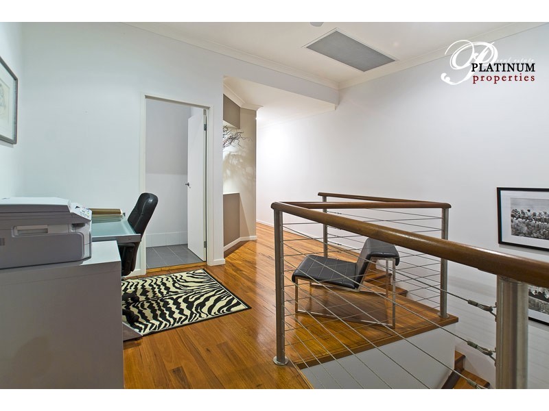 1/27 Norfolk Avenue, Surfers Paradise QLD 4217