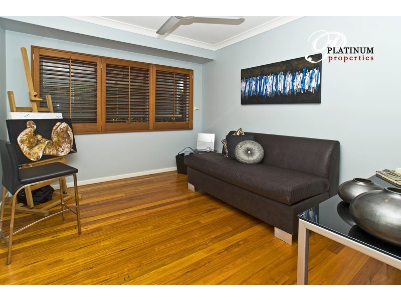 1/27 Norfolk Avenue, Surfers Paradise QLD 4217