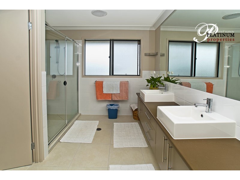 16 Abercrombie Crescent, Upper Coomera QLD 4209