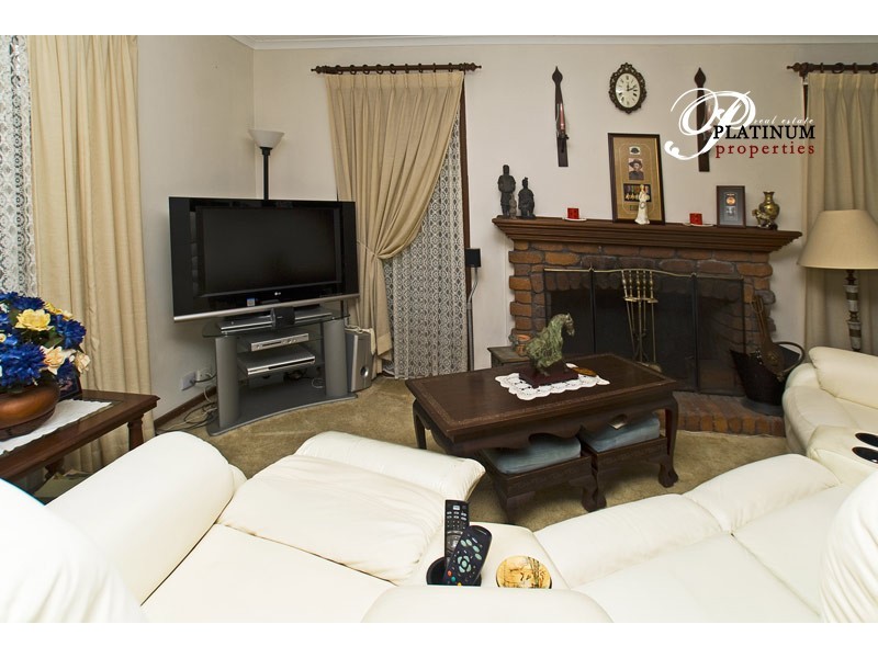 34 Careel Close, Helensvale QLD 4212