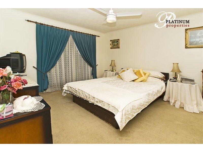 34 Careel Close, Helensvale QLD 4212