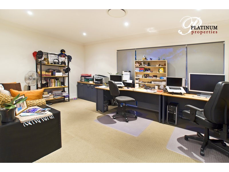 5 Trieste Court, Runaway Bay QLD 4216