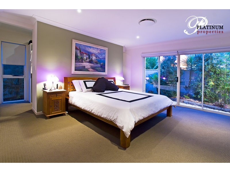 5 Trieste Court, Runaway Bay QLD 4216