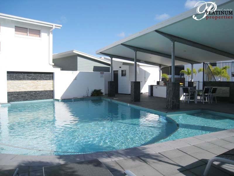 29 Valencia Boulevarde, Burleigh Waters QLD 4220