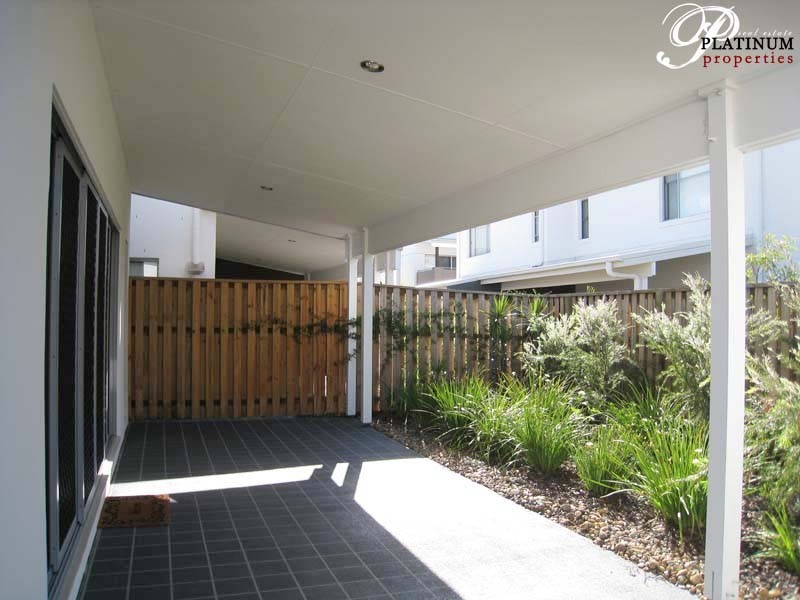 29 Valencia Boulevarde, Burleigh Waters QLD 4220