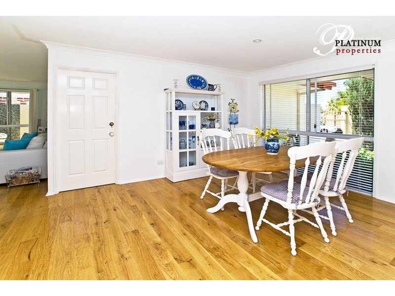 2 Folkstone Place, Runaway Bay QLD 4216