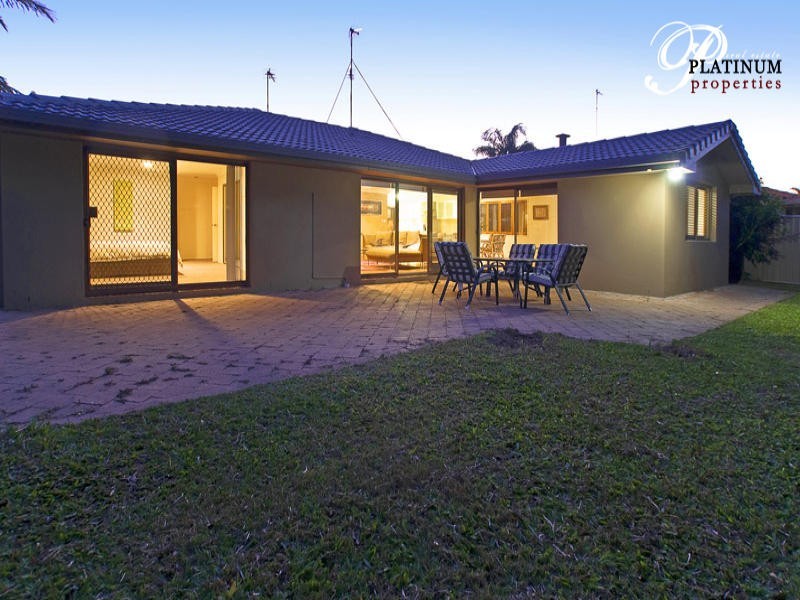 15 Mackay Close, Sorrento QLD 4217