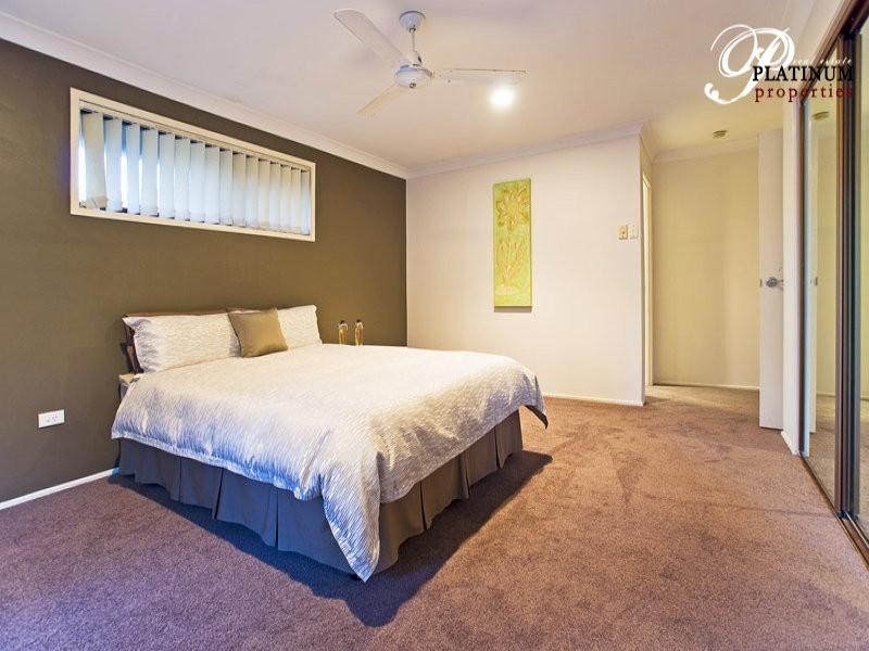 15 Mackay Close, Sorrento QLD 4217
