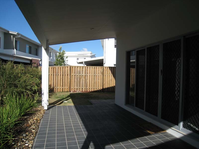 29 Valencia Blvd, Burleigh Waters QLD 4220