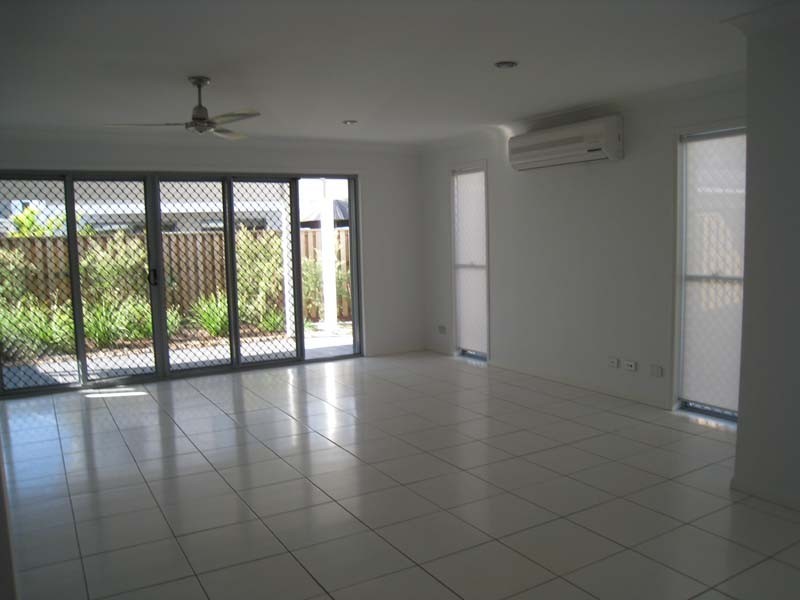 29 Valencia Blvd, Burleigh Waters QLD 4220