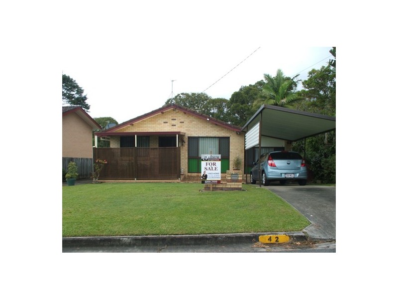 42 Pilliga Street, Southport QLD 4215