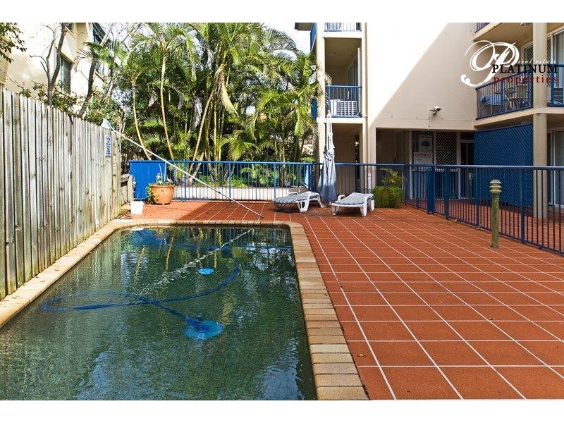 11/4 Adori St, Chevron Island QLD 4217