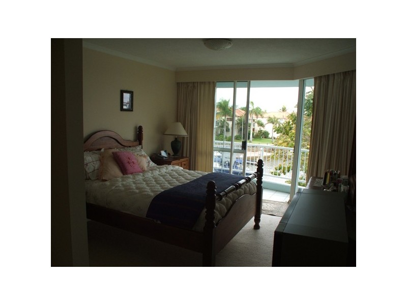 9/75 Morala Avenue, Runaway Bay QLD 4216