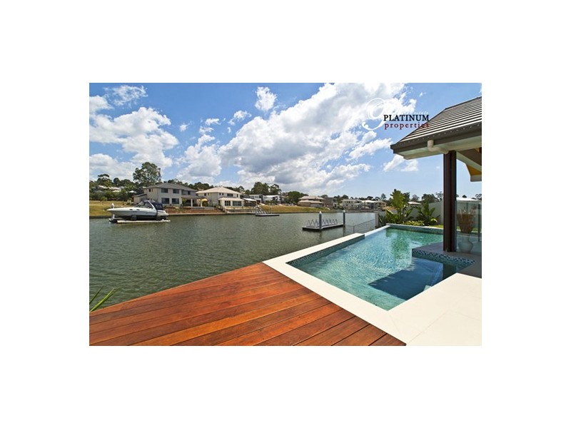 22 Middle Quay Drive, Biggera Waters QLD 4216