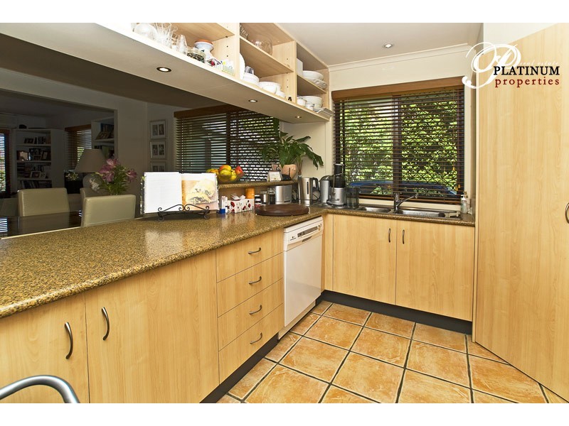 46 Clam Street, Runaway Bay QLD 4216