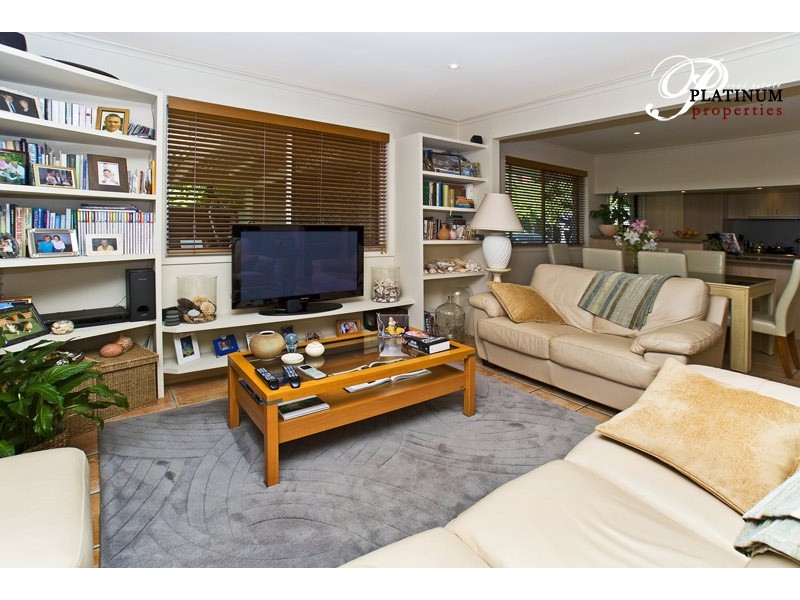 46 Clam Street, Runaway Bay QLD 4216