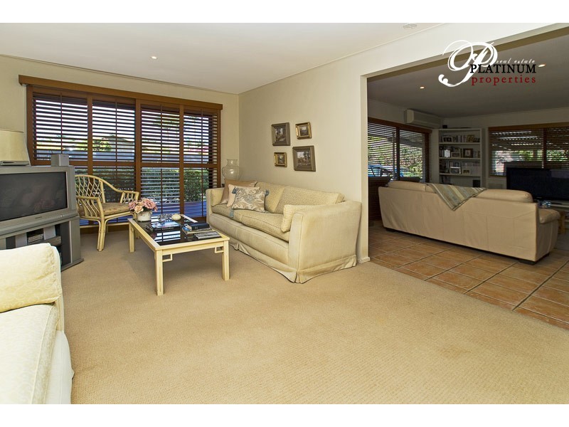 46 Clam Street, Runaway Bay QLD 4216