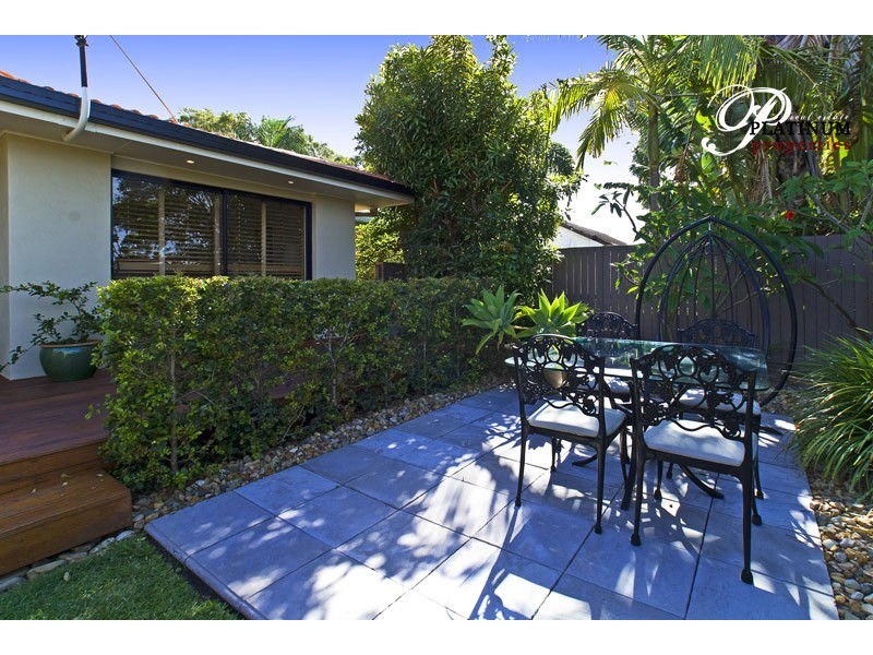 46 Clam Street, Runaway Bay QLD 4216