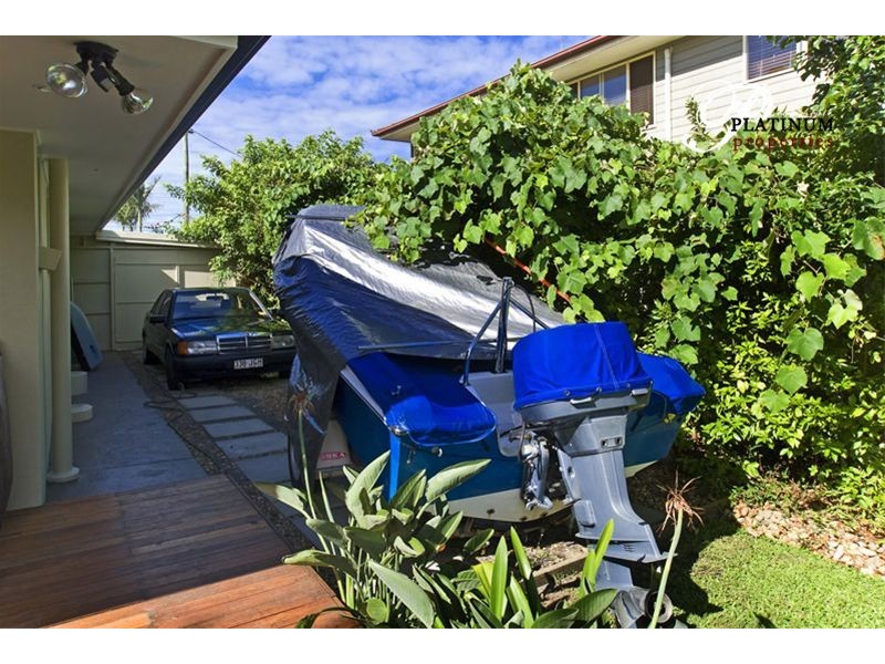 46 Clam Street, Runaway Bay QLD 4216