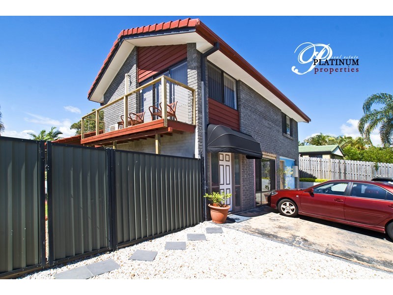 2 Koonan Court, Ashmore QLD 4214