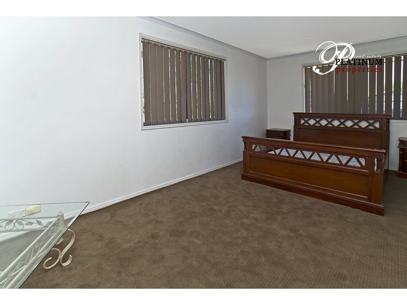 2 Koonan Court, Ashmore QLD 4214