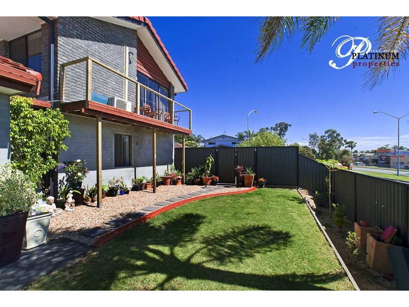 2 Koonan Ct, Ashmore QLD 4214