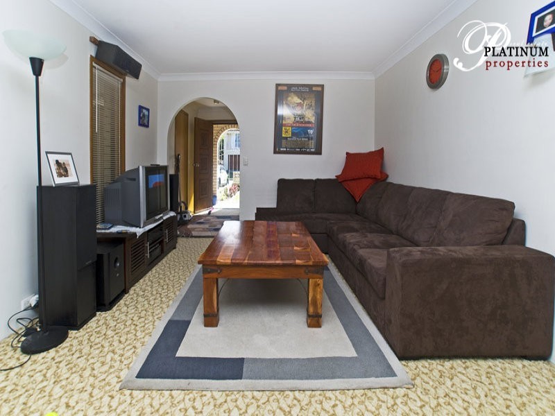 48 Broadwater Street, Runaway Bay QLD 4216