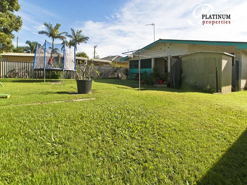 48 Broadwater Street, Runaway Bay QLD 4216