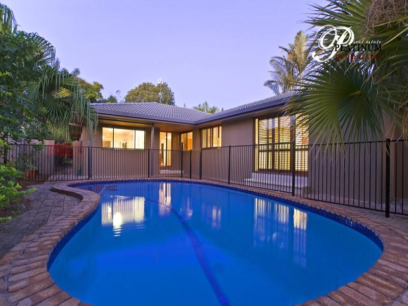 15 Mackay Close, Sorrento QLD 4217