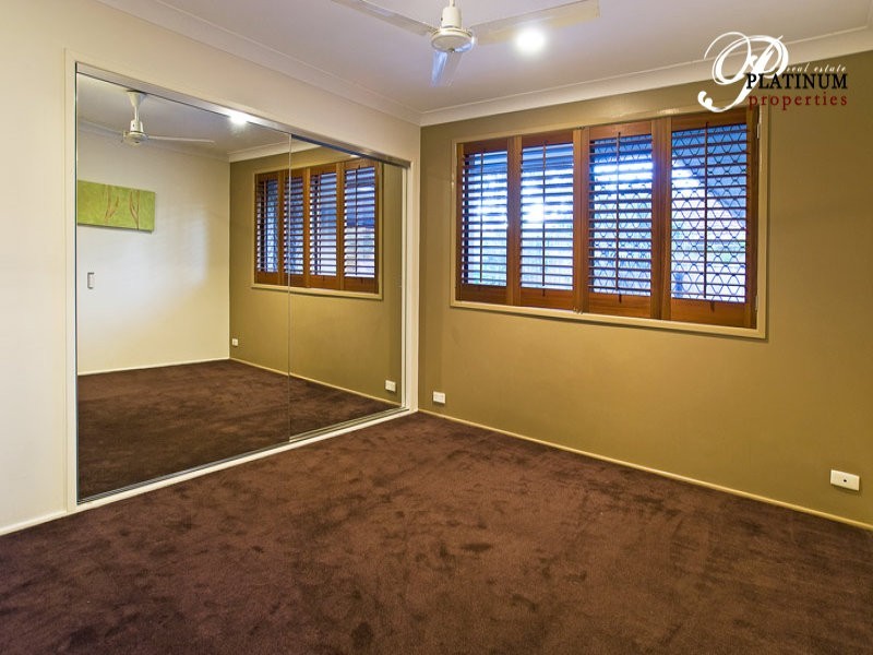 15 Mackay Close, Sorrento QLD 4217