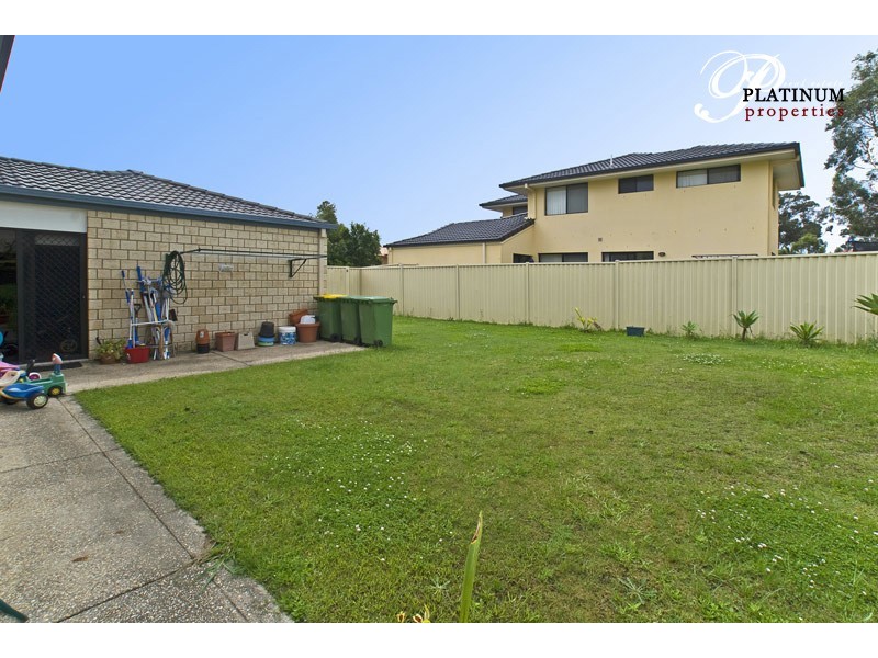 25 Tanzen Drive, Arundel QLD 4214