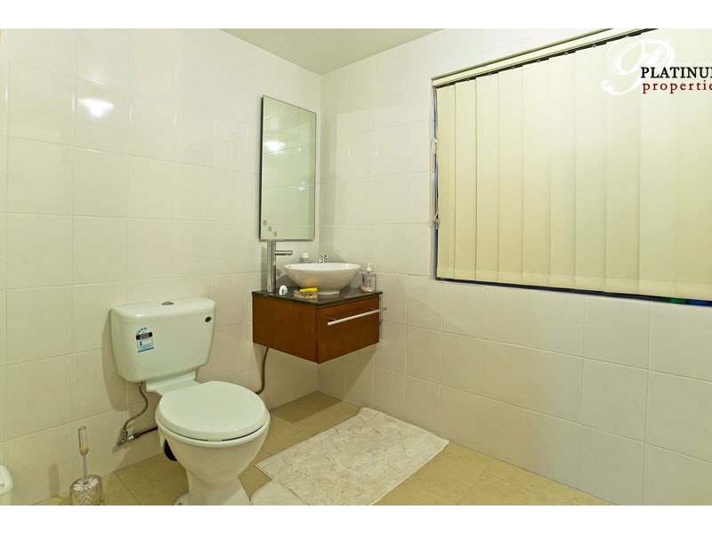 46 Coombe Ave, Hope Island QLD 4212