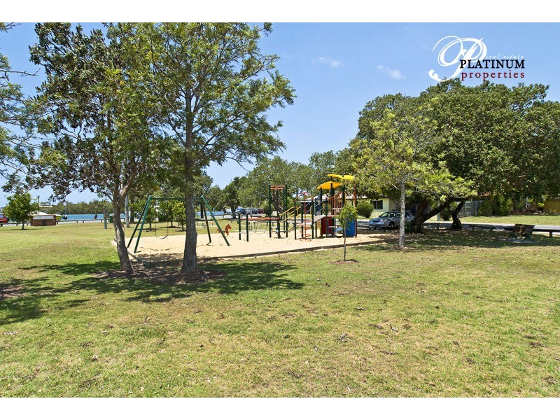 46 Coombe Ave, Hope Island QLD 4212