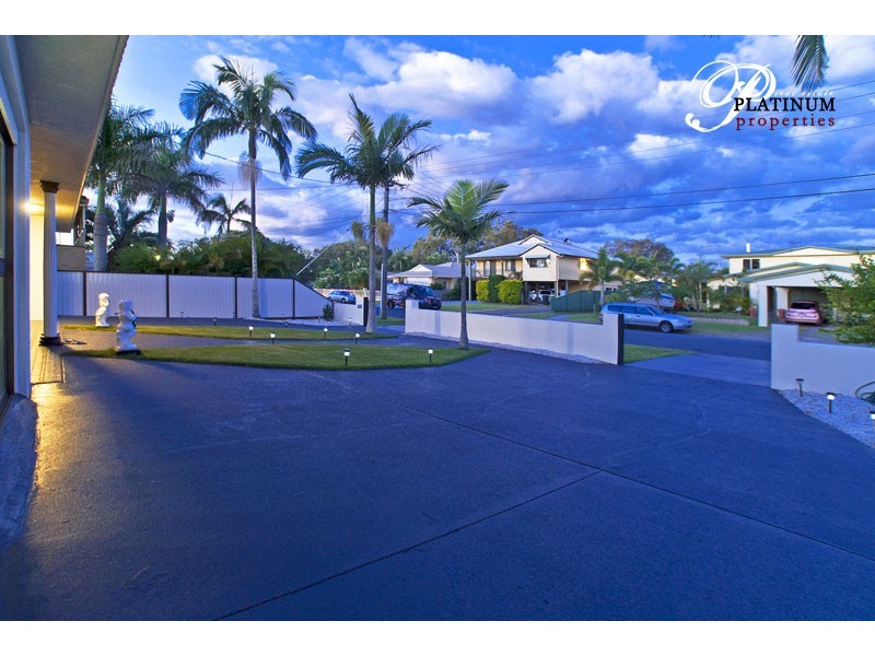 46 Coombe Ave, Hope Island QLD 4212