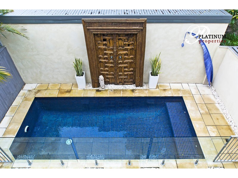 1/27 Norfolk Avenue, Surfers Paradise QLD 4217