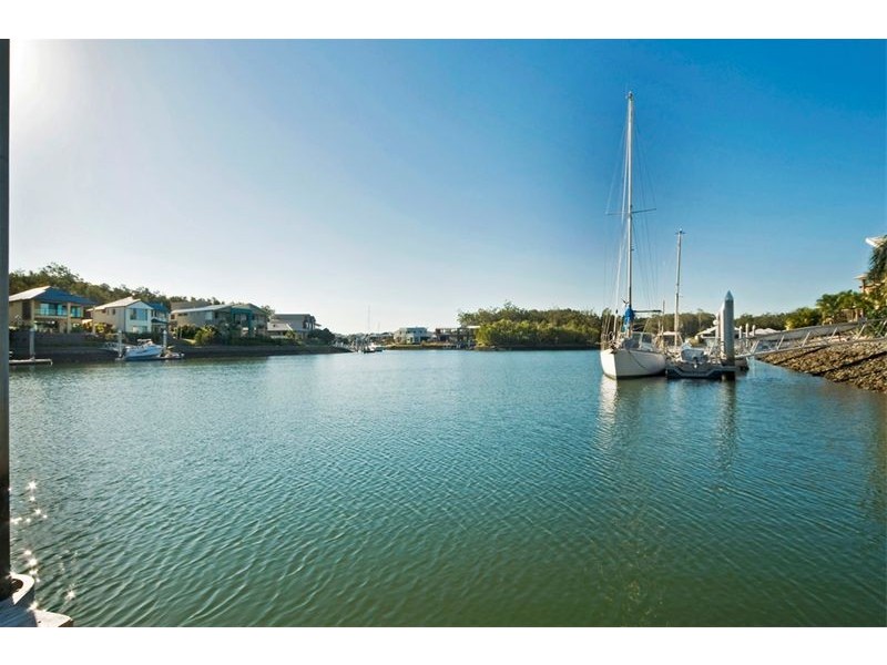 12 Buccaneer Way, Coomera Waters QLD 4209