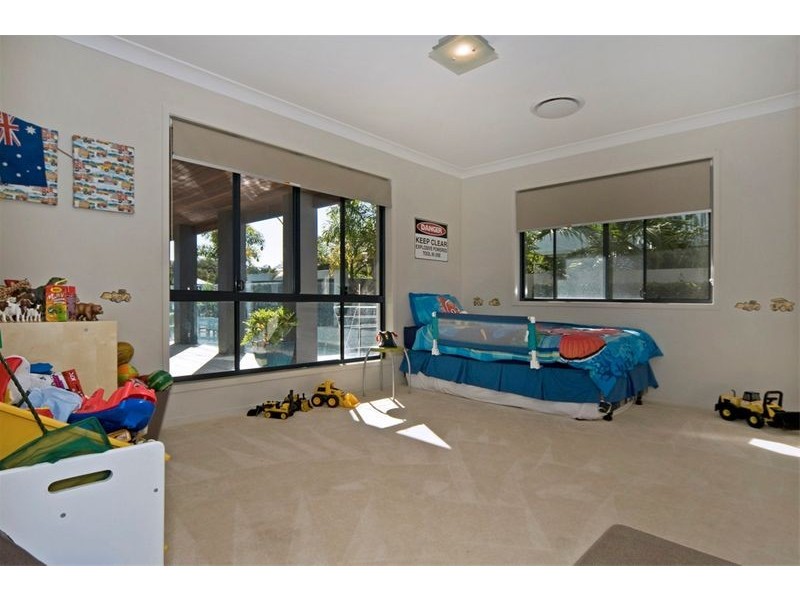 12 Buccaneer Way, Coomera Waters QLD 4209