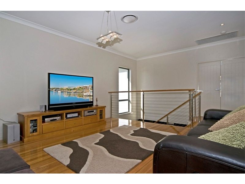 12 Buccaneer Way, Coomera Waters QLD 4209