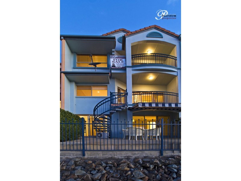 42 John Lund Drive, Hope Island QLD 4212