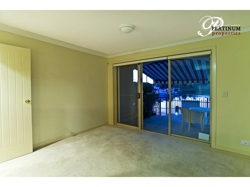 42 John Lund Drive, Hope Island QLD 4212