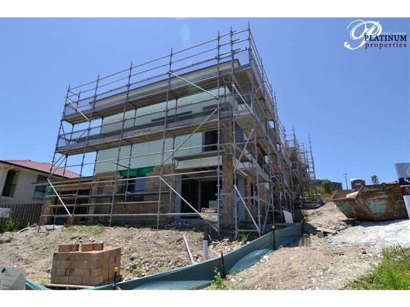 1 Kaplan Street, Oxenford QLD 4210