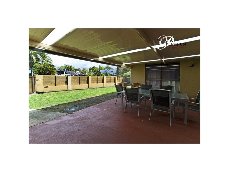 49 Collins Crescent, Benowa QLD 4217