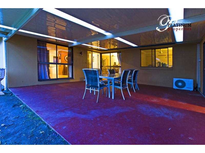 49 Collins Crescent, Benowa QLD 4217