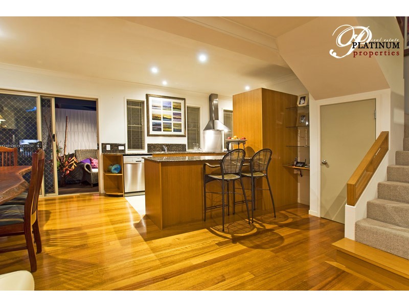 10a Tweed Street, Southport QLD 4215