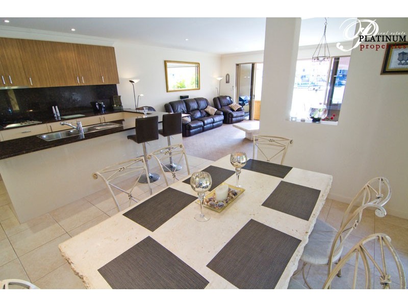 23A Compass Drive, Biggera Waters QLD 4216