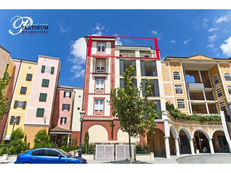 3202/3030 The Boulevarde, Carrara QLD 4211